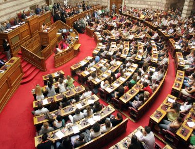 Οι διάλογοι τον βουλευτών του ΣΥΡΙΖΑ με τον Κ.Μητσοτάκη